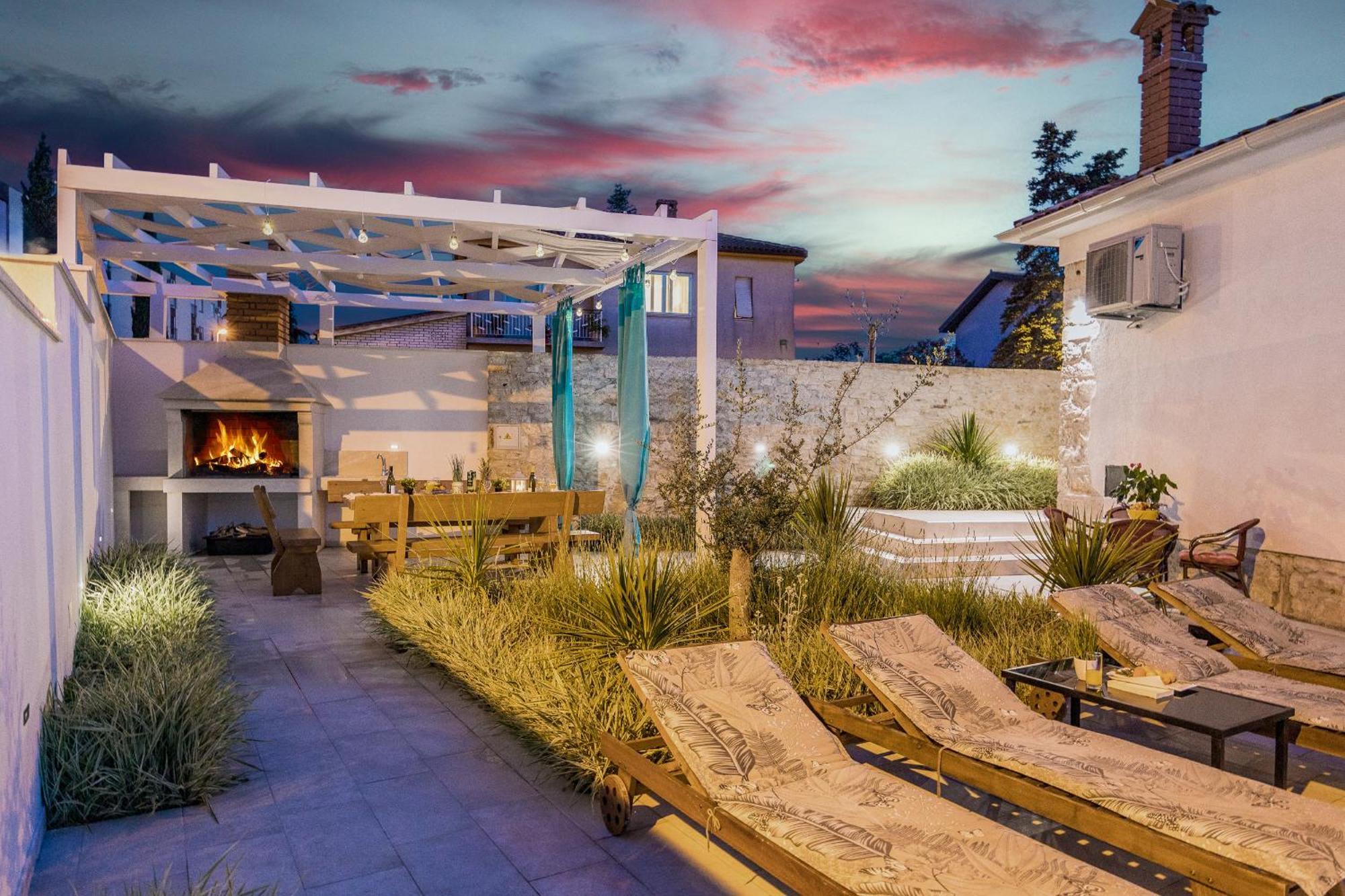 Villa Stone Paradise